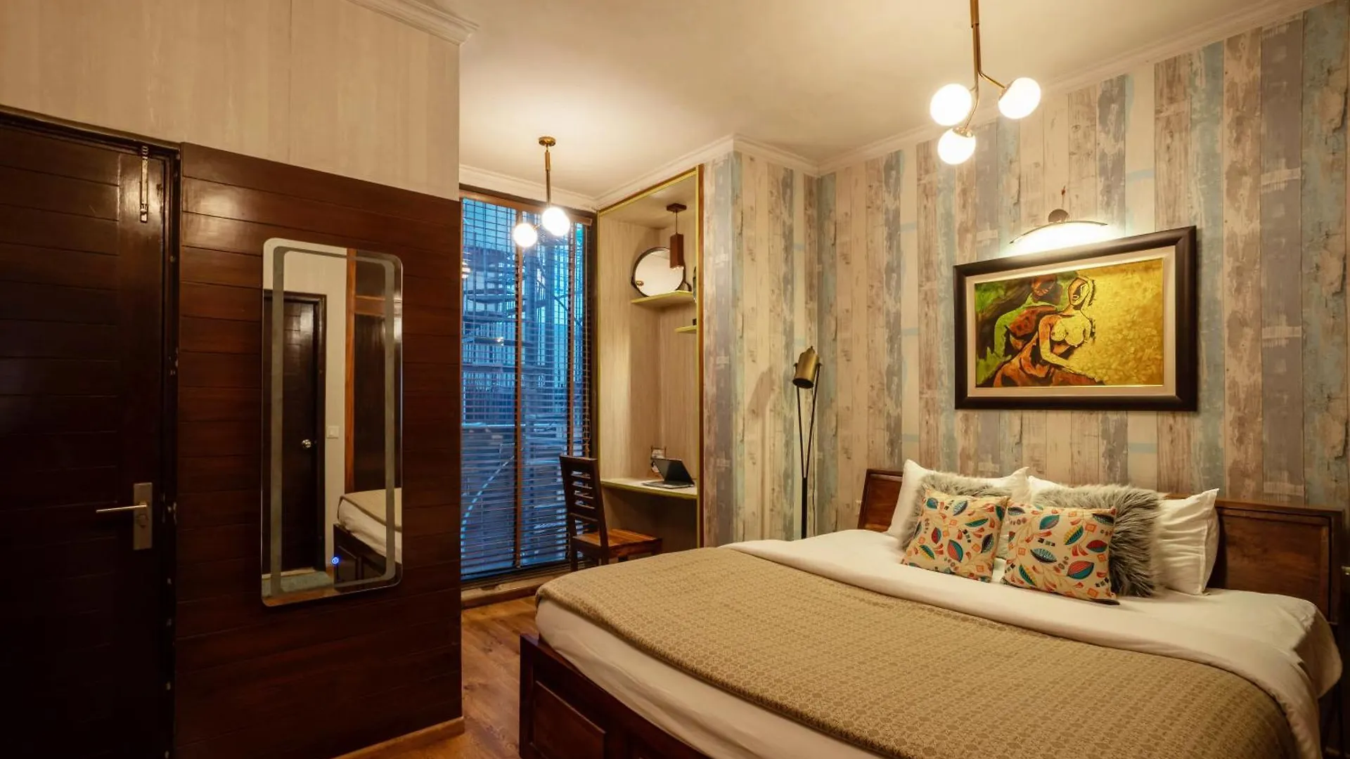 Nyaraló Luxurious 4 Bhk With Mini Movie Theatre In Gurgaon Villa