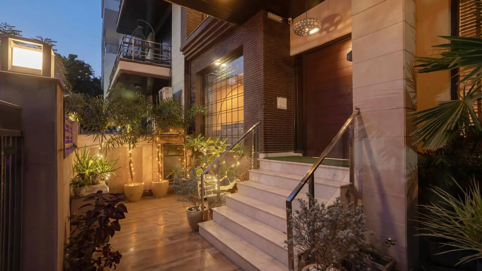 Luxurious 4 Bhk With Mini Movie Theatre In Gurgaon Villa 0*,  India