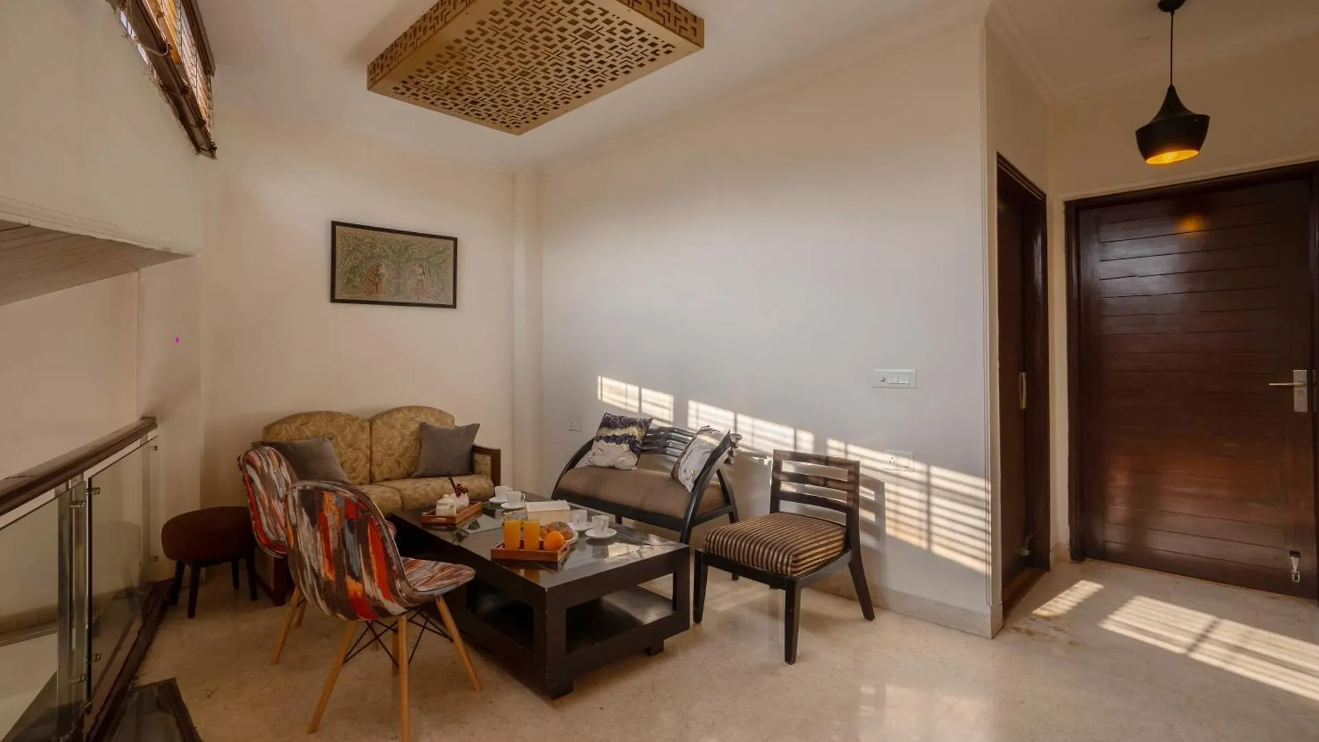 Luxurious 4 Bhk With Mini Movie Theatre In Gurgaon Villa Nyaraló